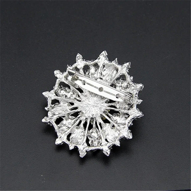 Silver brooch pin