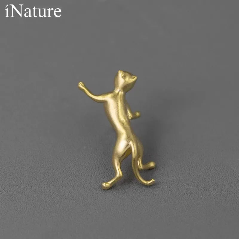 Silver cat brooch