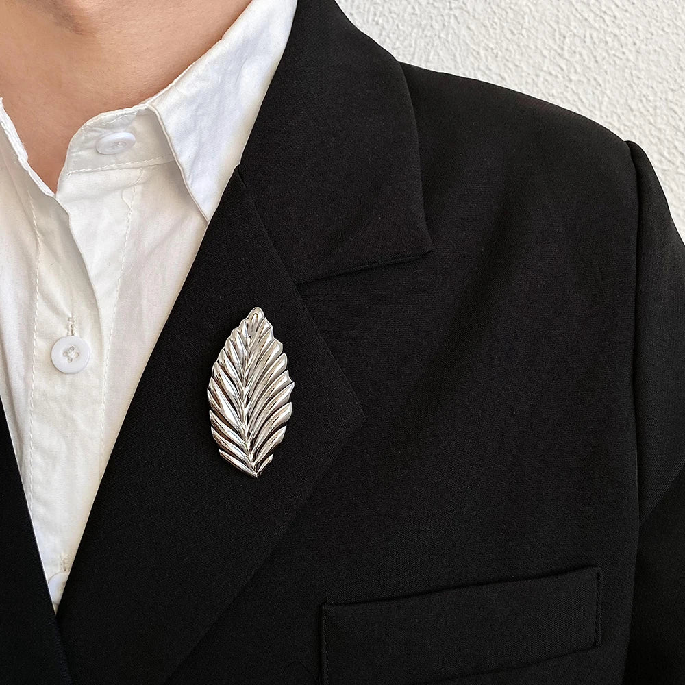 Silver leaf brooch