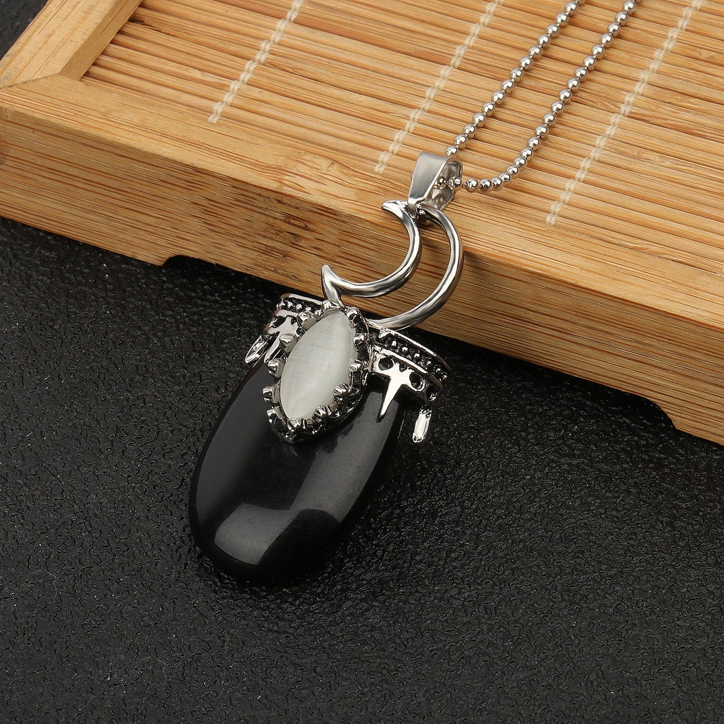 onyx pendant
