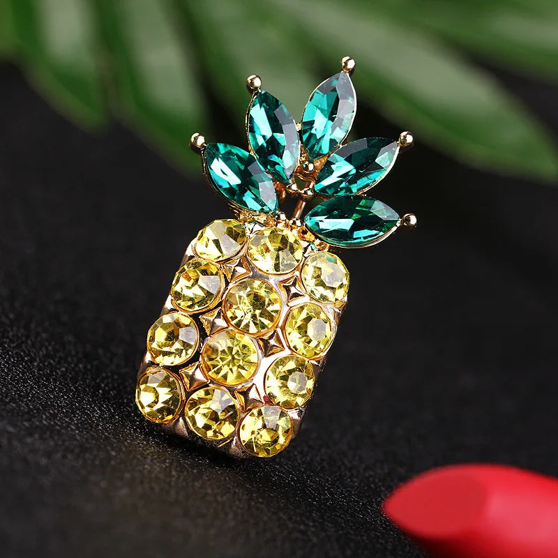 Pineapple brooch