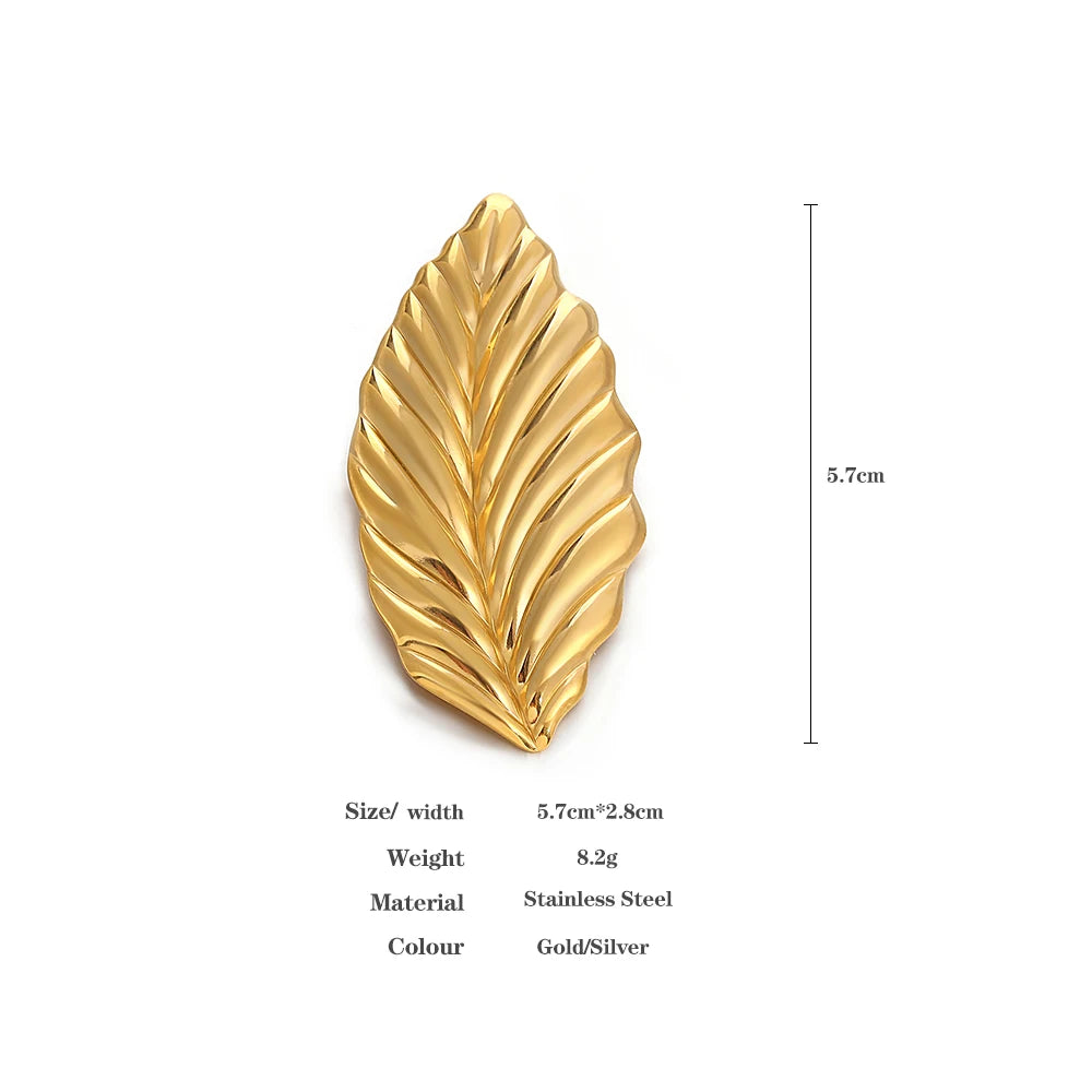 Silver leaf brooch
