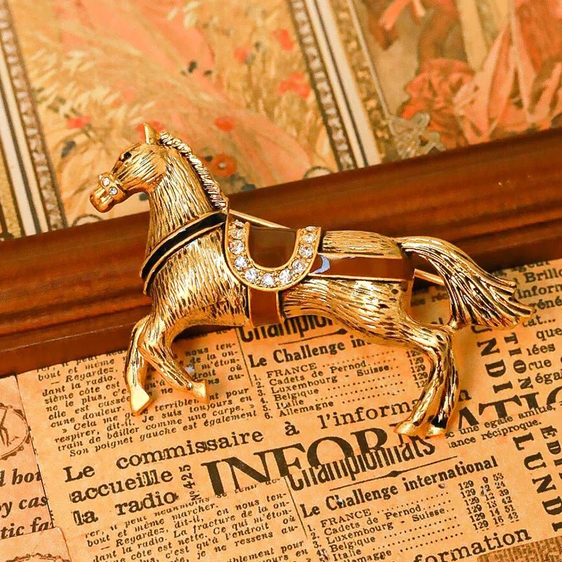 Horse brooches and pins - Jewelry Universe - Jewelry making