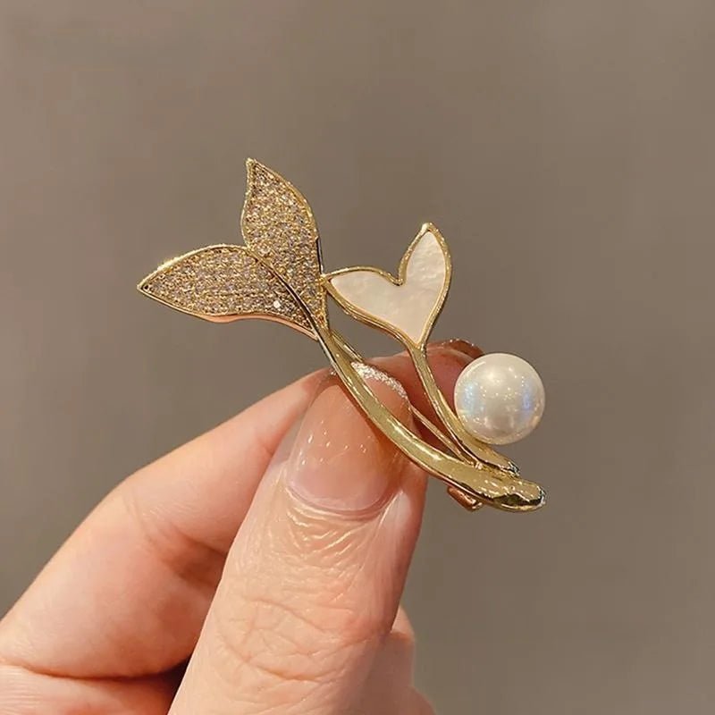 Luxury designer brooches - Jewelry Universe
