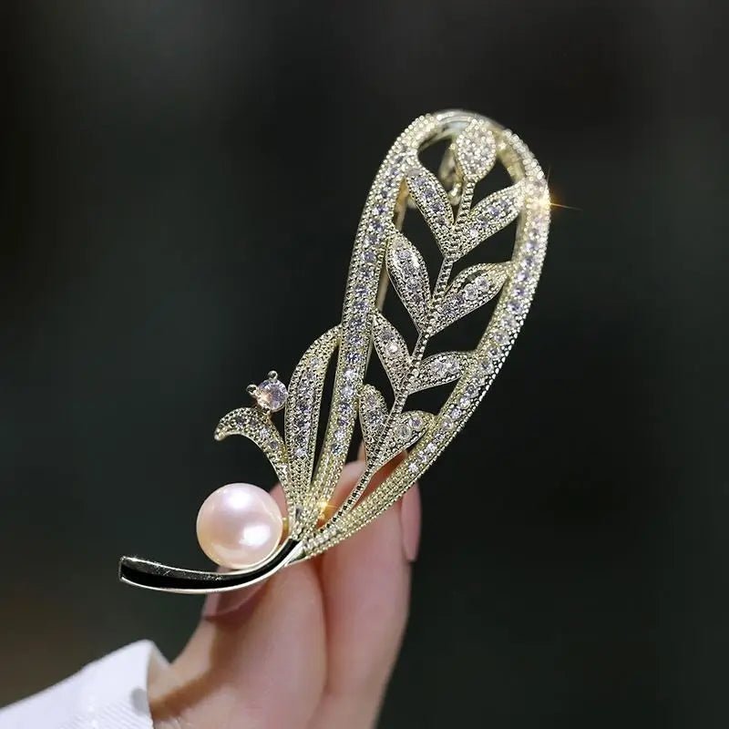 Luxury designer brooches - Jewelry Universe - Jewelry making