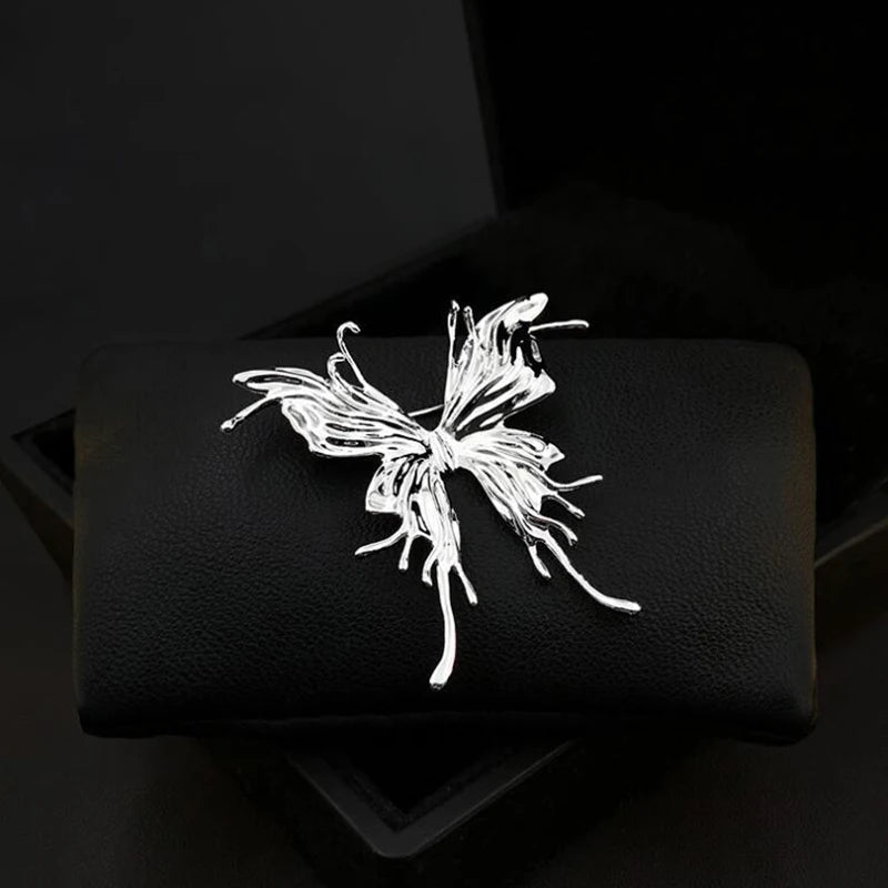 Napier butterfly brooch - Jewelry Universe