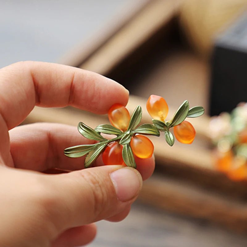 Orange brooch - Jewelry Universe