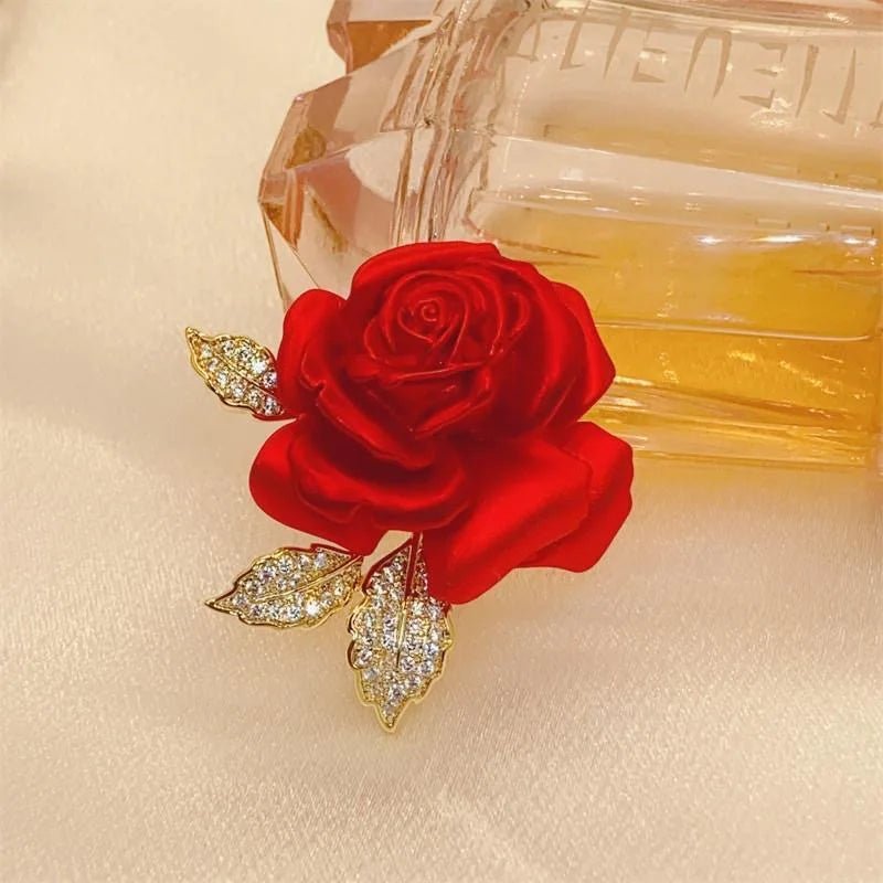 Red rose brooch - Jewelry Universe