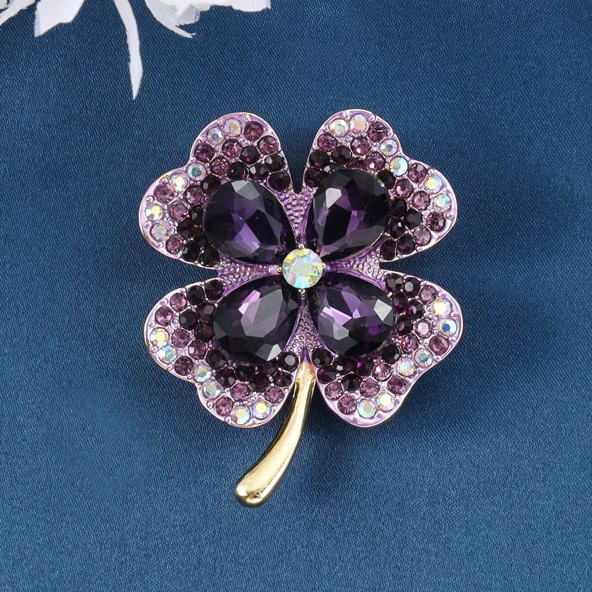 Shamrock brooch - Jewelry Universe - Jewelry making