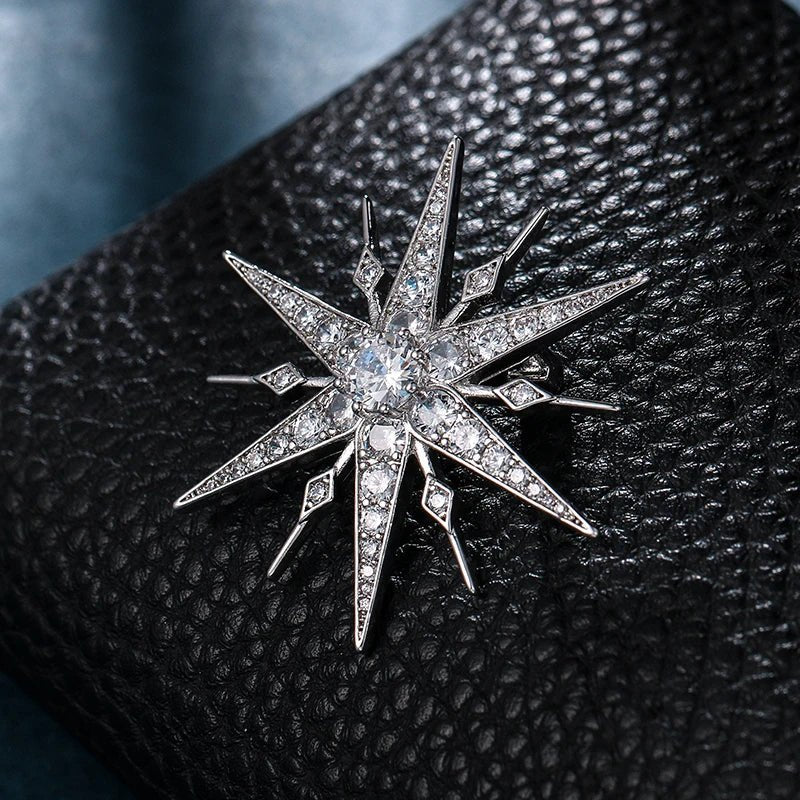 Star brooch - Jewelry Universe