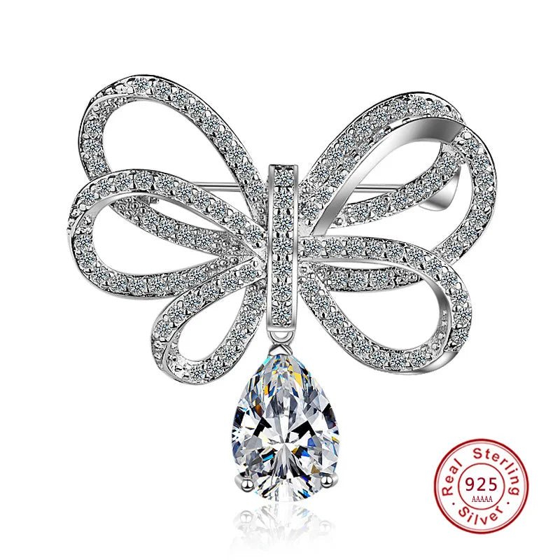 Trifari bow brooch - Jewelry Universe