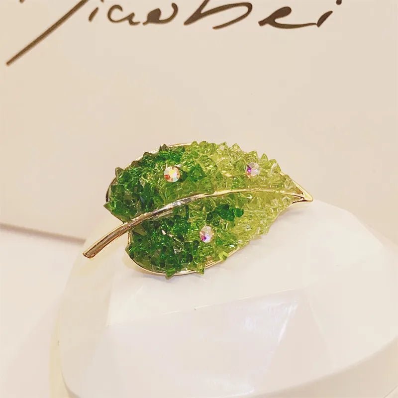 Vintage green brooch - Jewelry Universe - Jewelry making