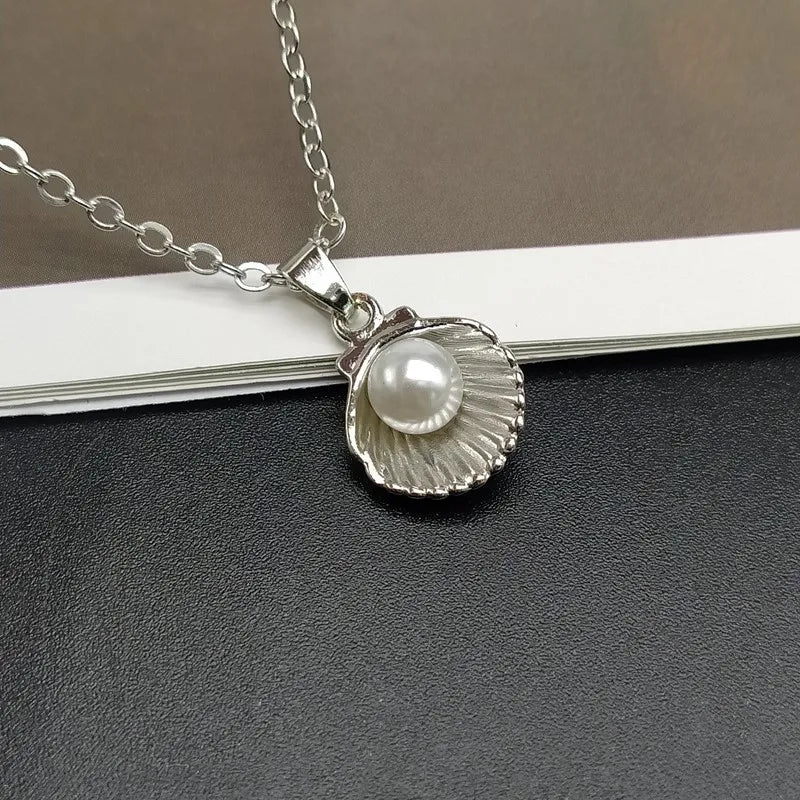 Pearl necklace shell