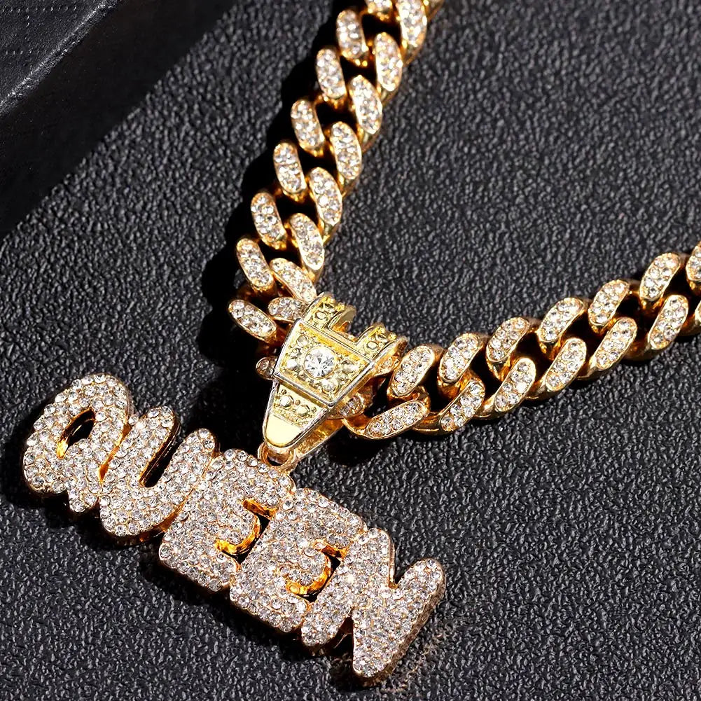 Queen necklace