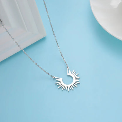 Sun pendant necklace