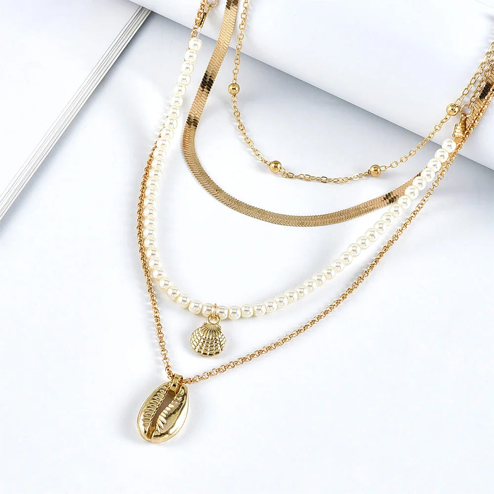 Gold seashell necklace