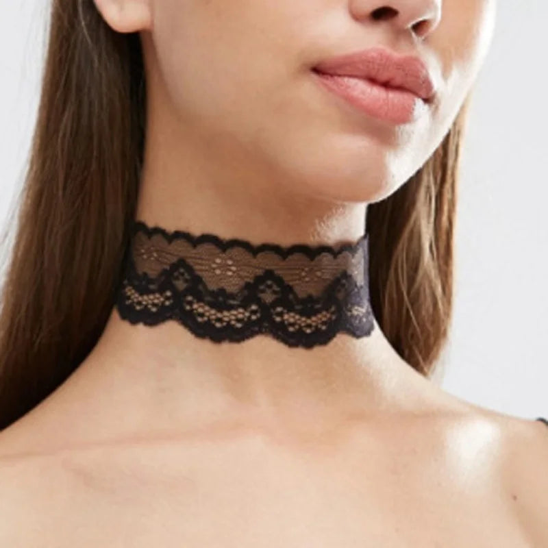 Lace necklace