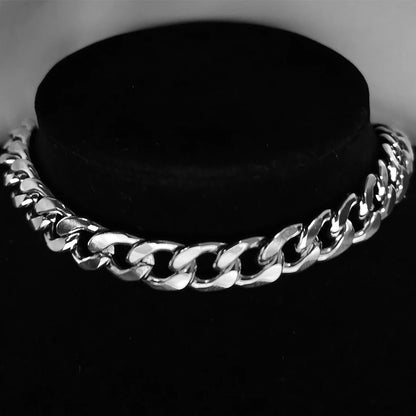 Silver chunky necklace