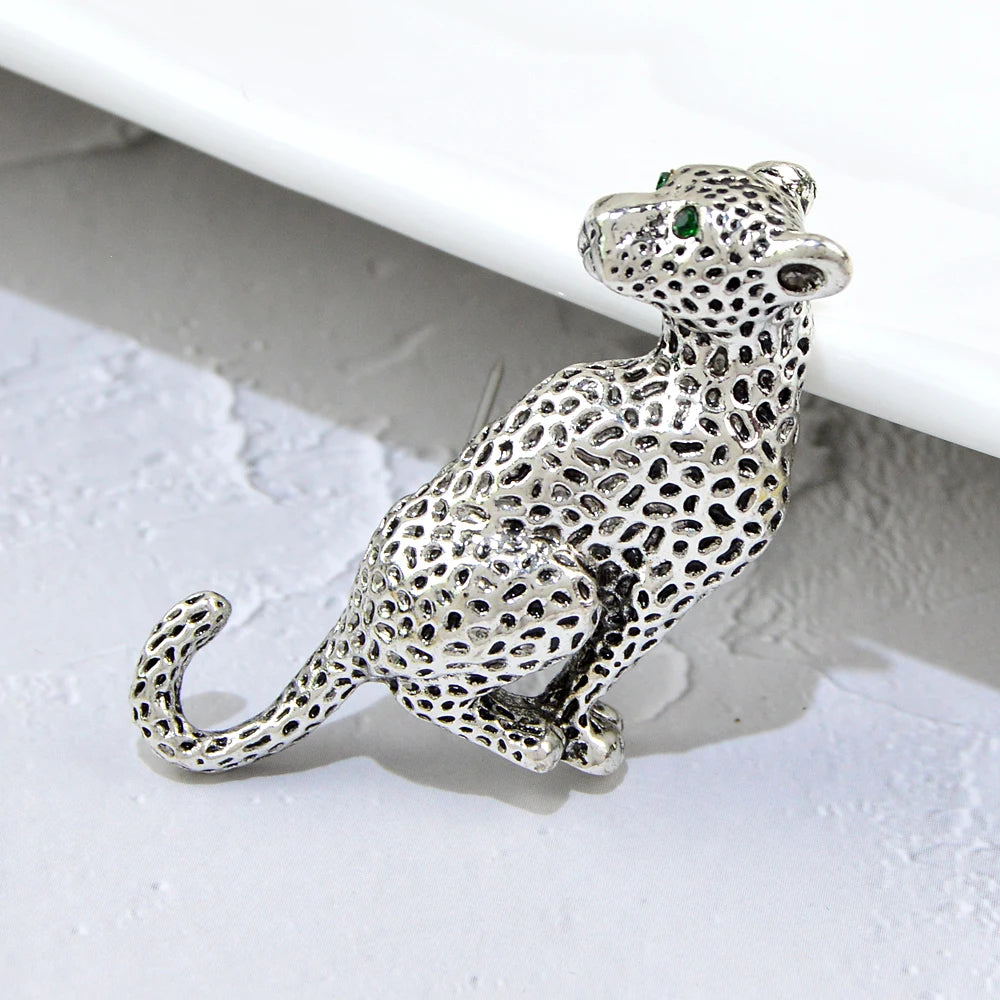 Leopard brooch