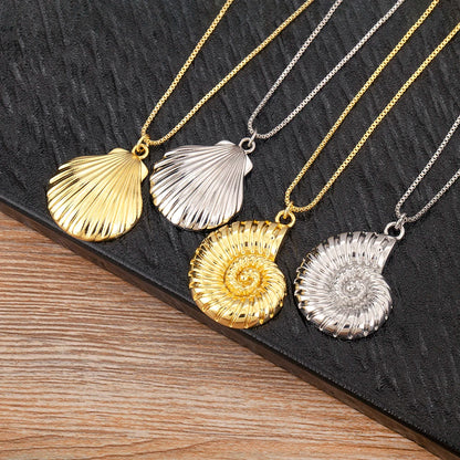 Shell pendant necklace