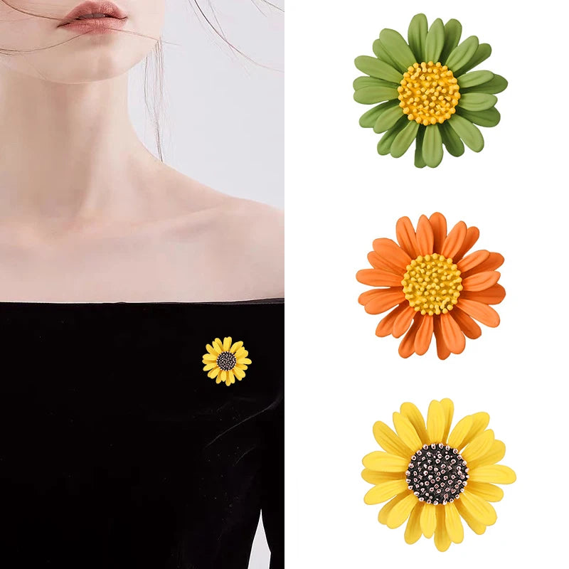 Daisy brooch