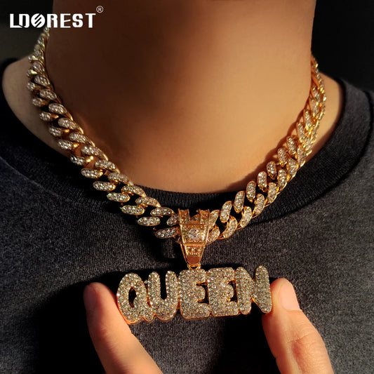 Queen necklace