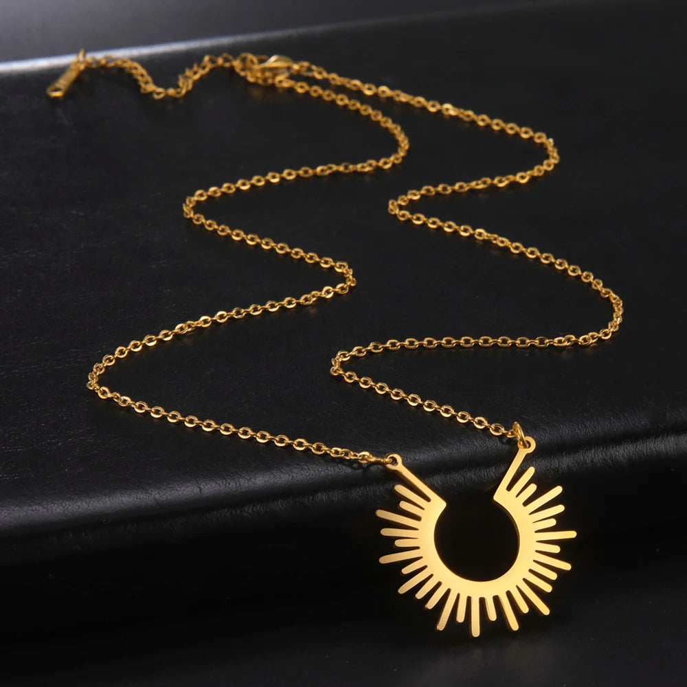 Sun pendant necklace