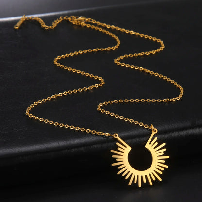 Sun pendant necklace