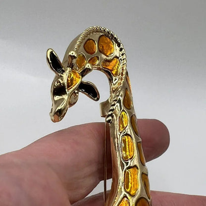 Giraffe brooch