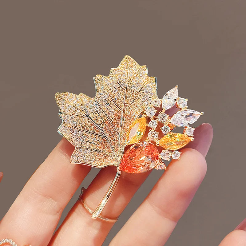 Leaf brooch