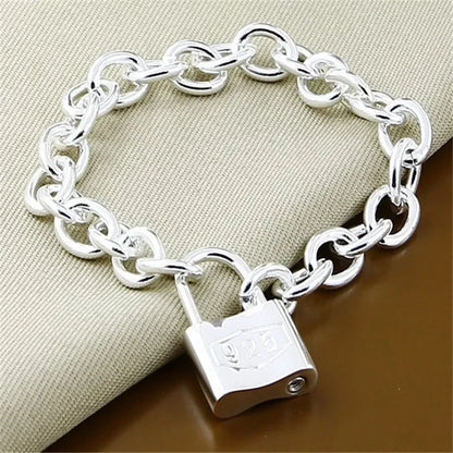 Locking bracelet