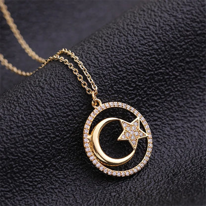 Star pendant necklace