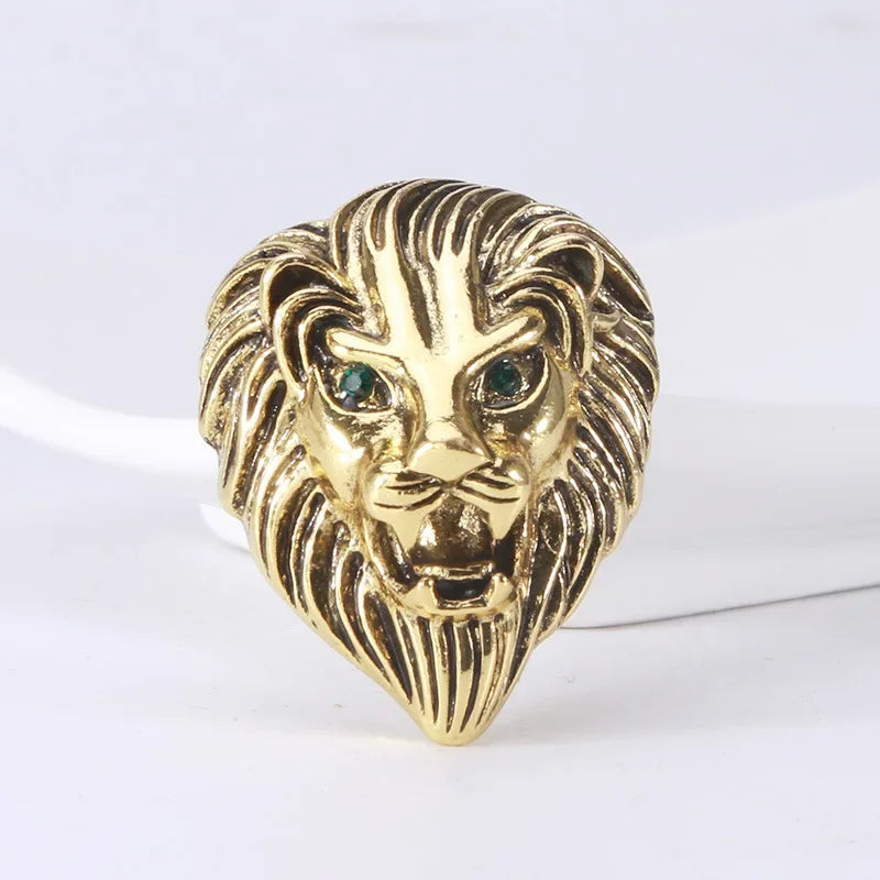 Lion brooch