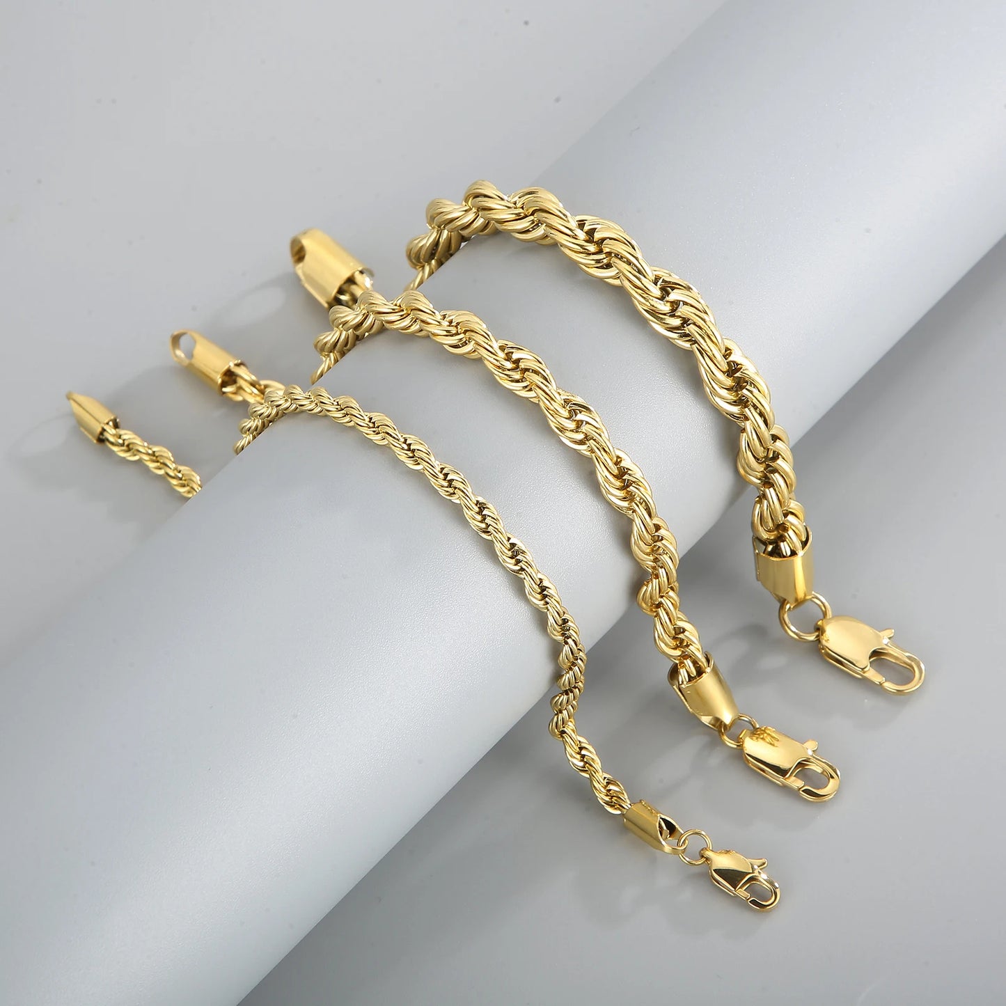 Gold bracelet rope