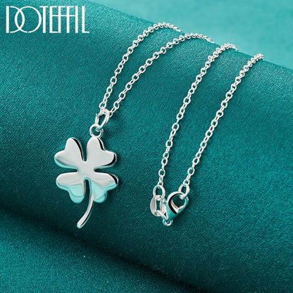 Silver clover necklace