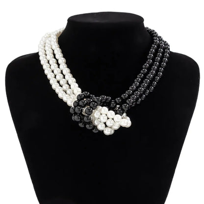 Black and white necklace