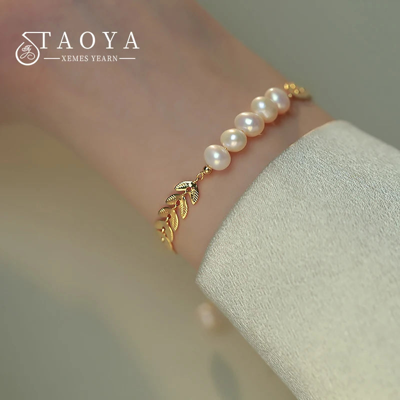 Gold pearl bracelet