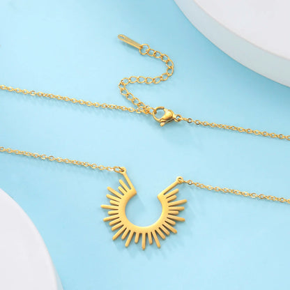 Sun pendant necklace