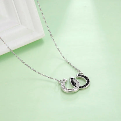 Horseshoe necklace silver