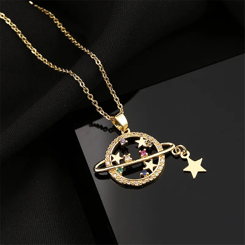 Star pendant necklace