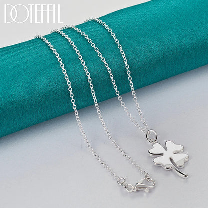 Silver clover necklace