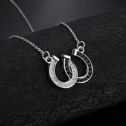 Horseshoe necklace silver