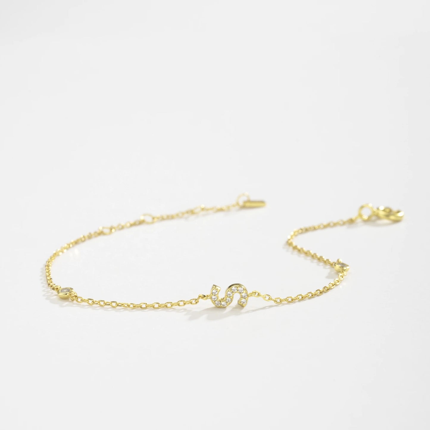 Initial bracelet gold