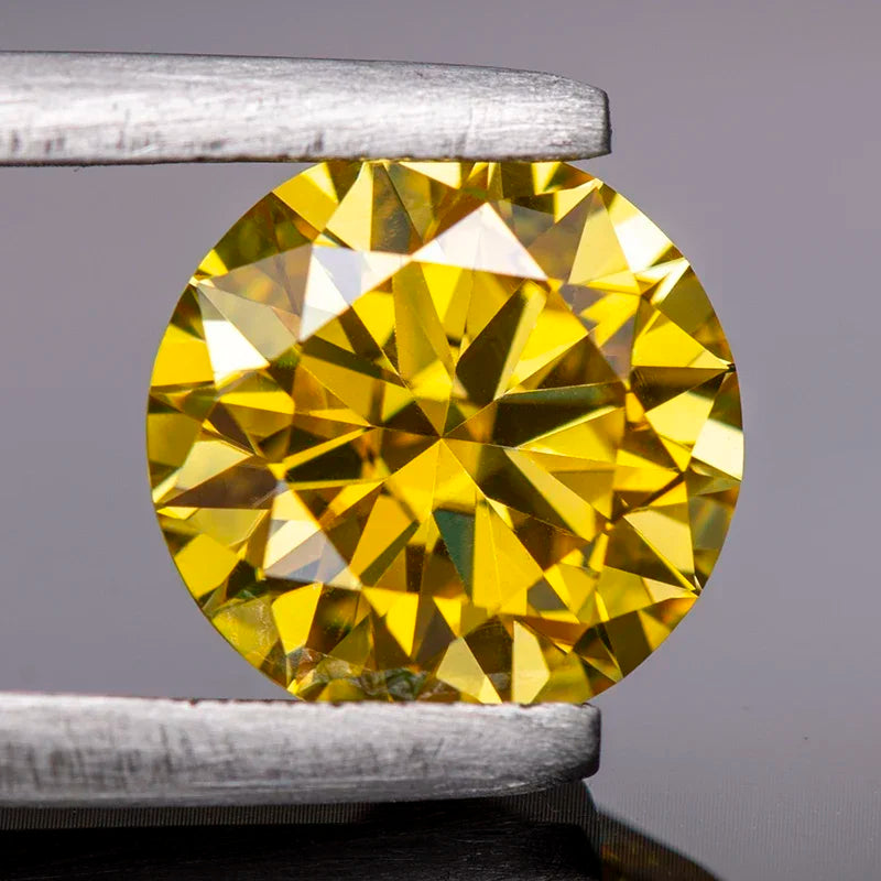 Yellow moissanite