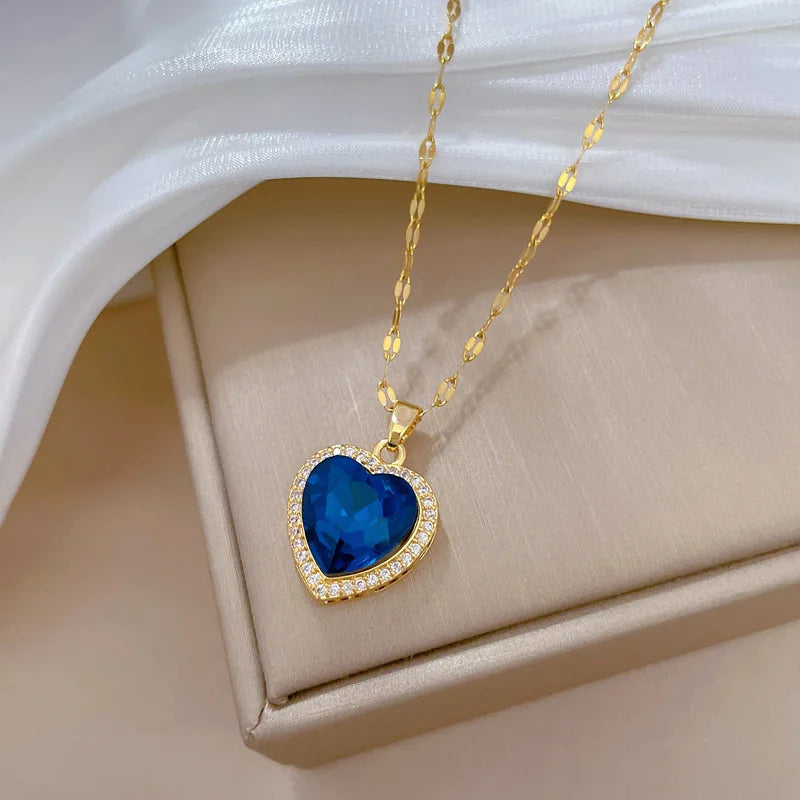 Heart necklace blue