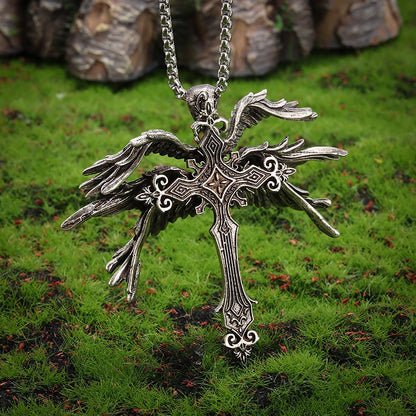 Cross pendant gothic