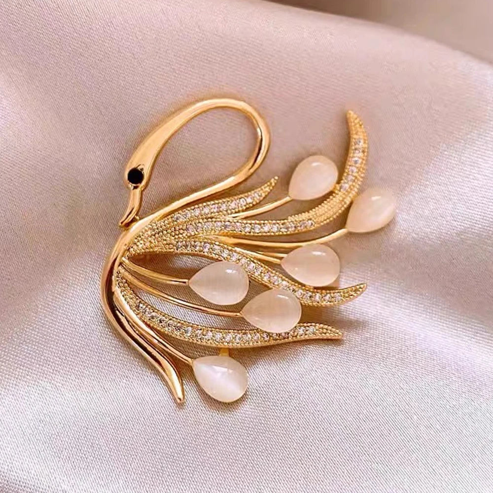 Swan brooch