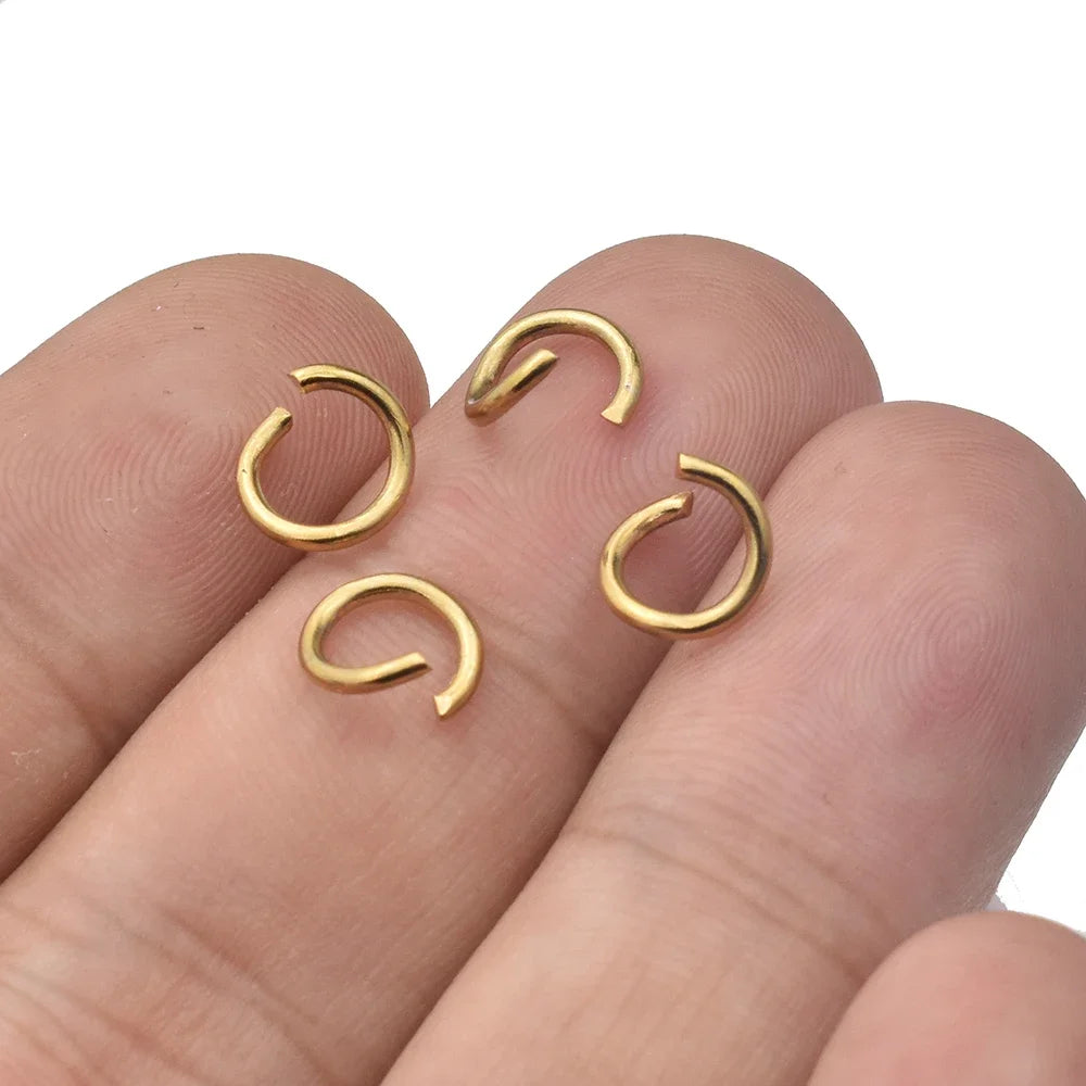 Gold jump rings