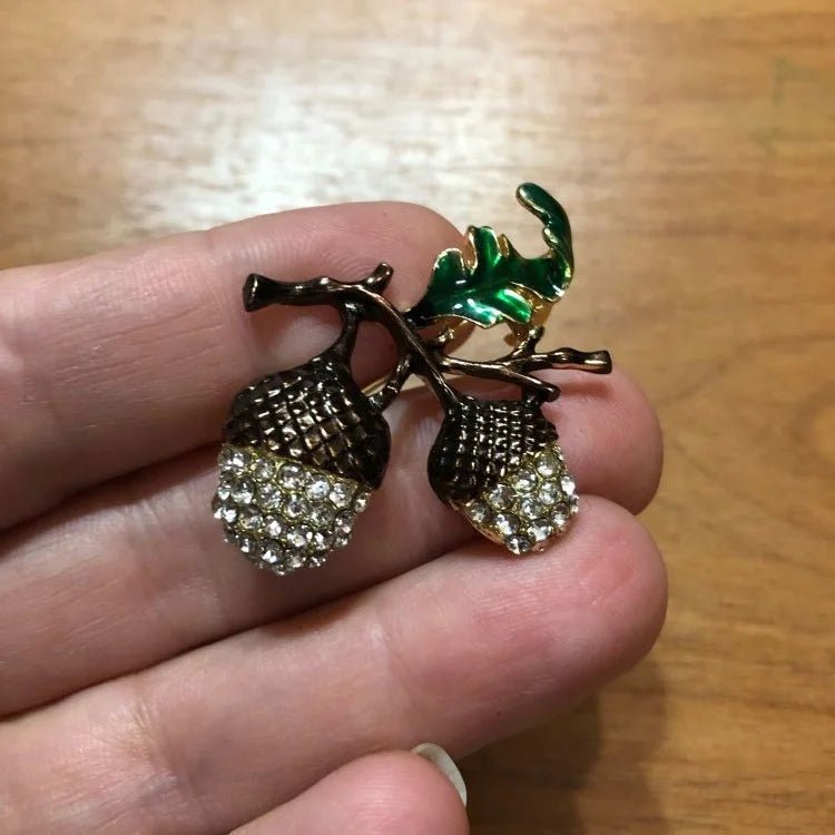 Acorn brooch - Jewelry Universe - Jewelry making