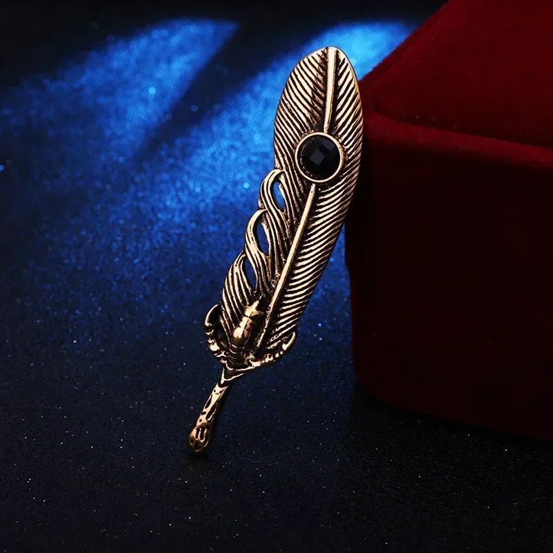 Angel brooch pin - Jewelry Universe